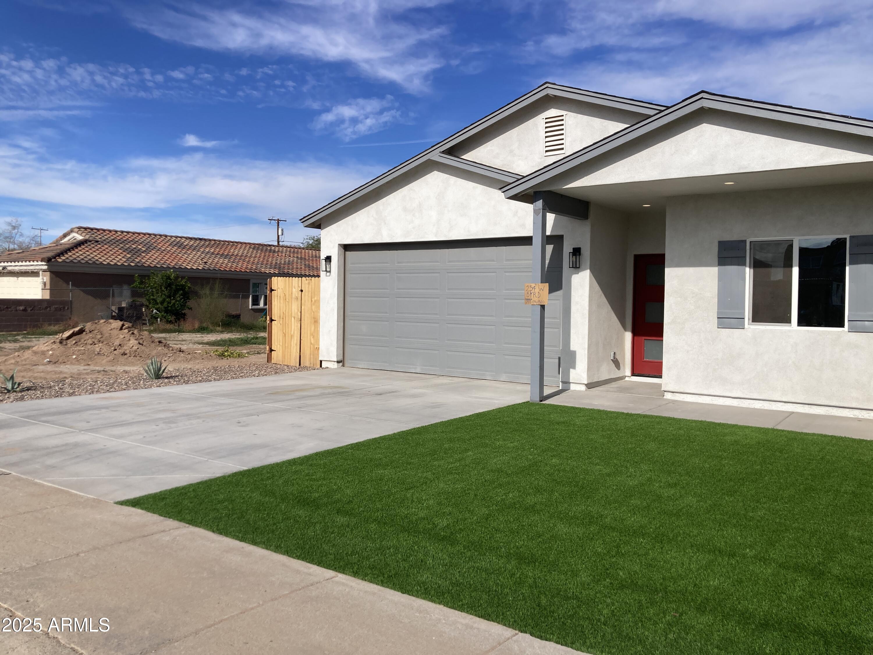 252 W BYRD Avenue 15