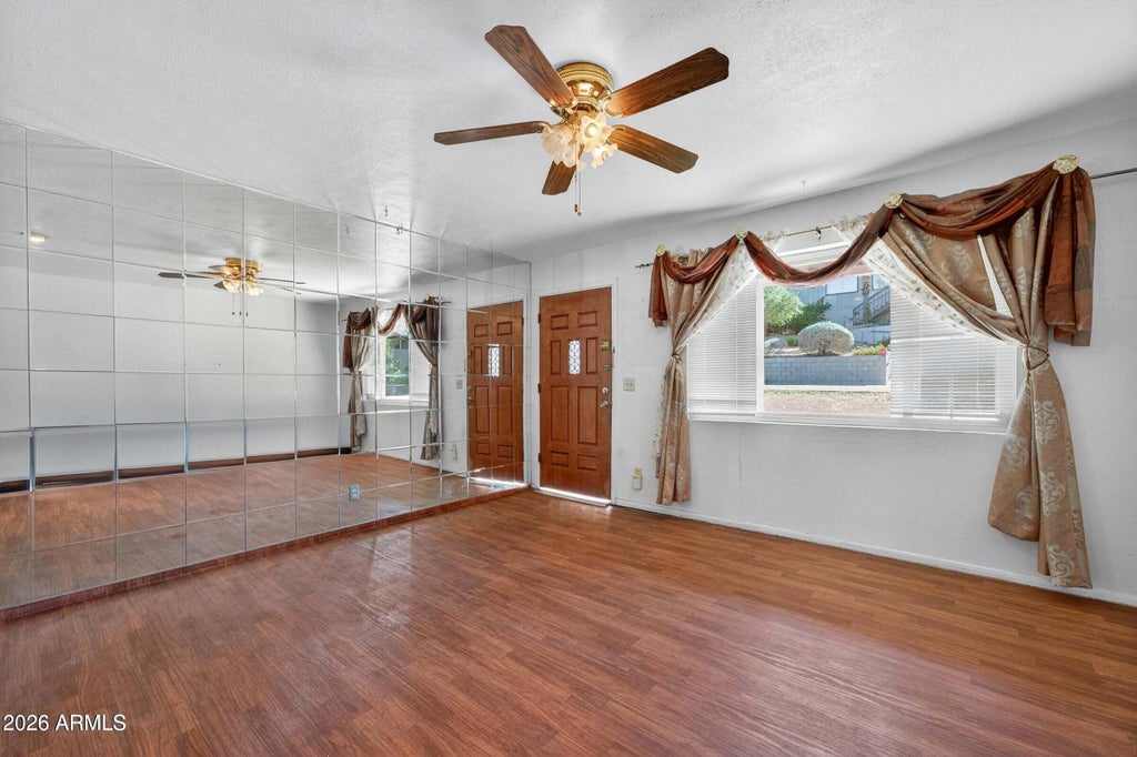 Photo of 1114 E Orchid Lane, Phoenix, AZ 85020 (MLS # 7093081)