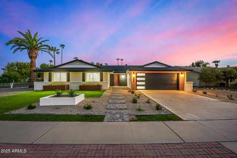 685 E PALM Street Litchfield Park AZ 85340