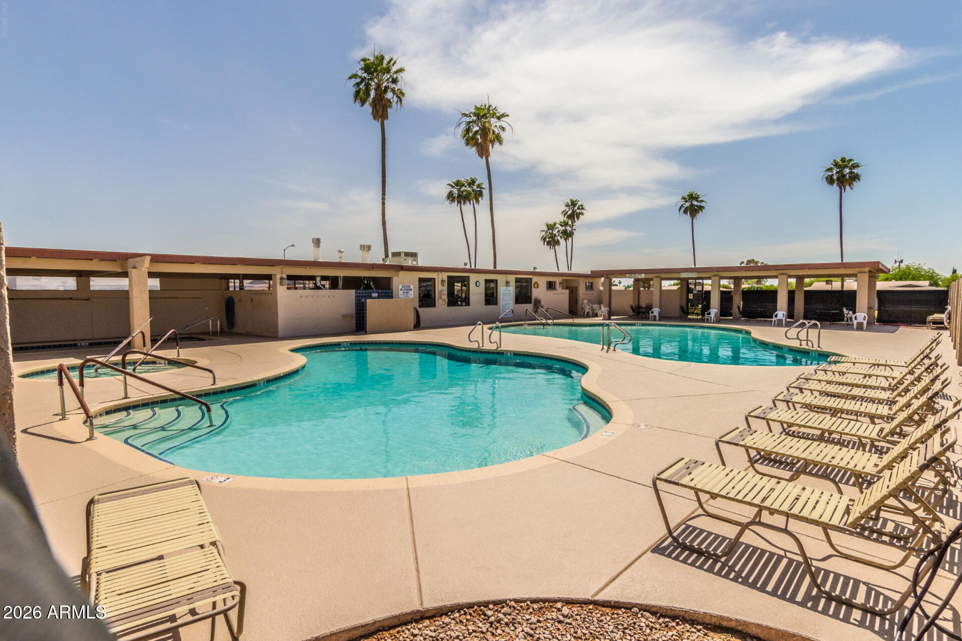 SUNLAND VILLAS - Residential