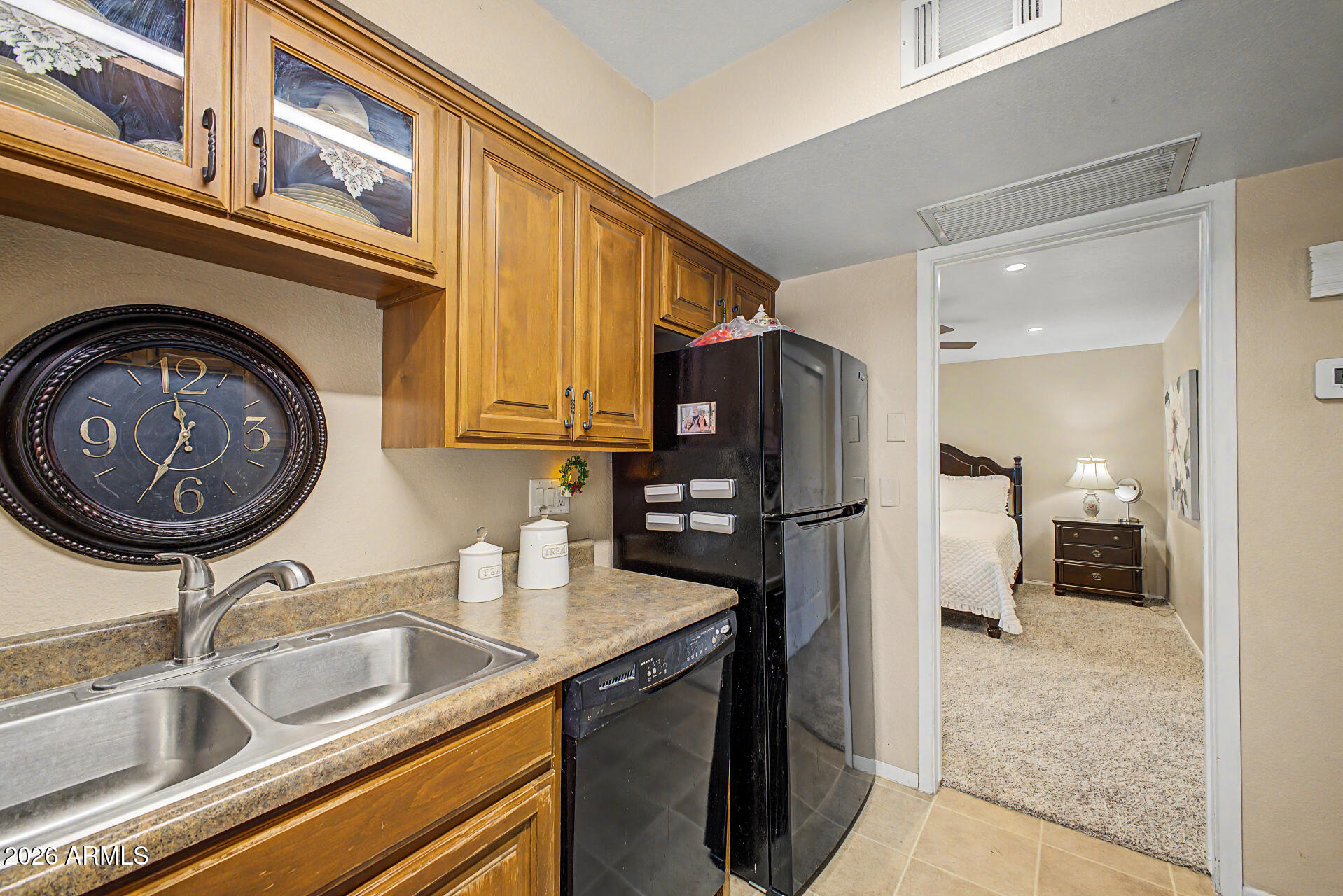 SUNLAND VILLAS - Residential