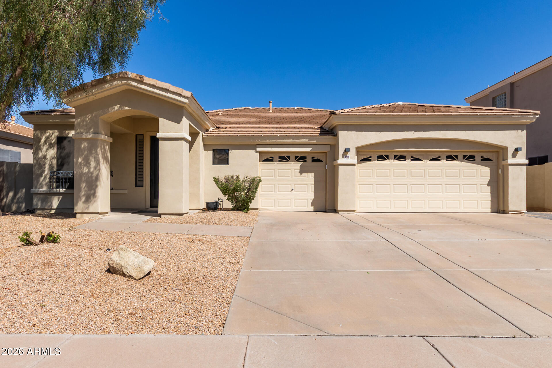 5242 E HERRERA Drive