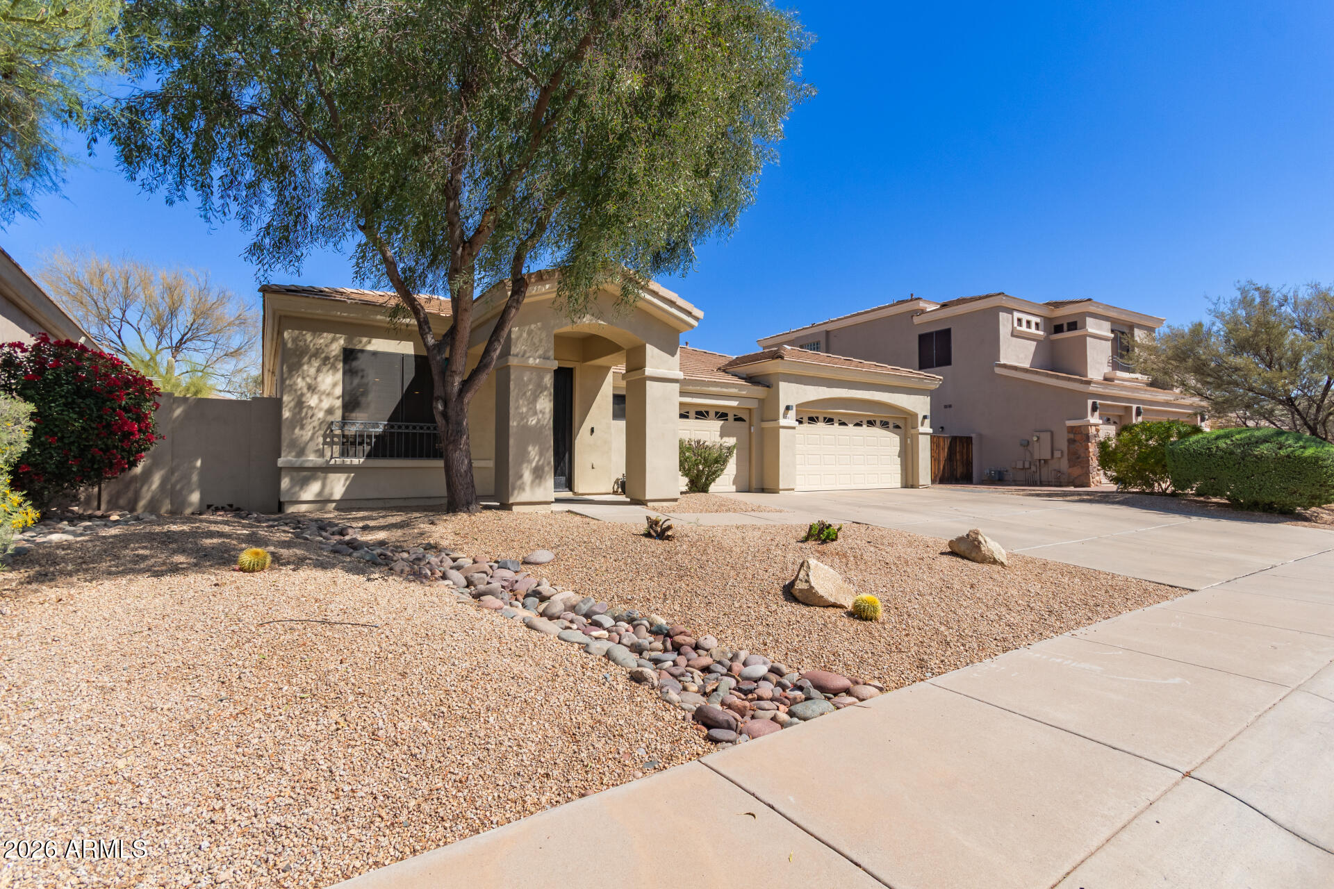 5242 E HERRERA Drive