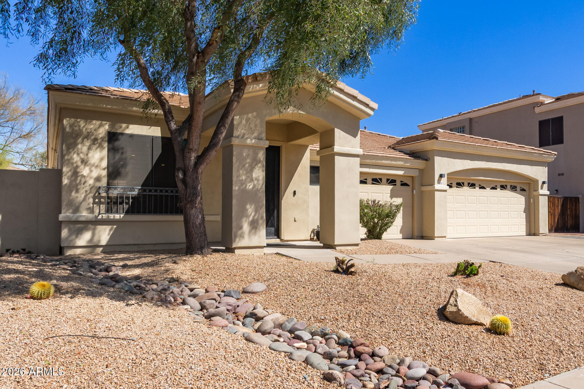 5242 E HERRERA Drive