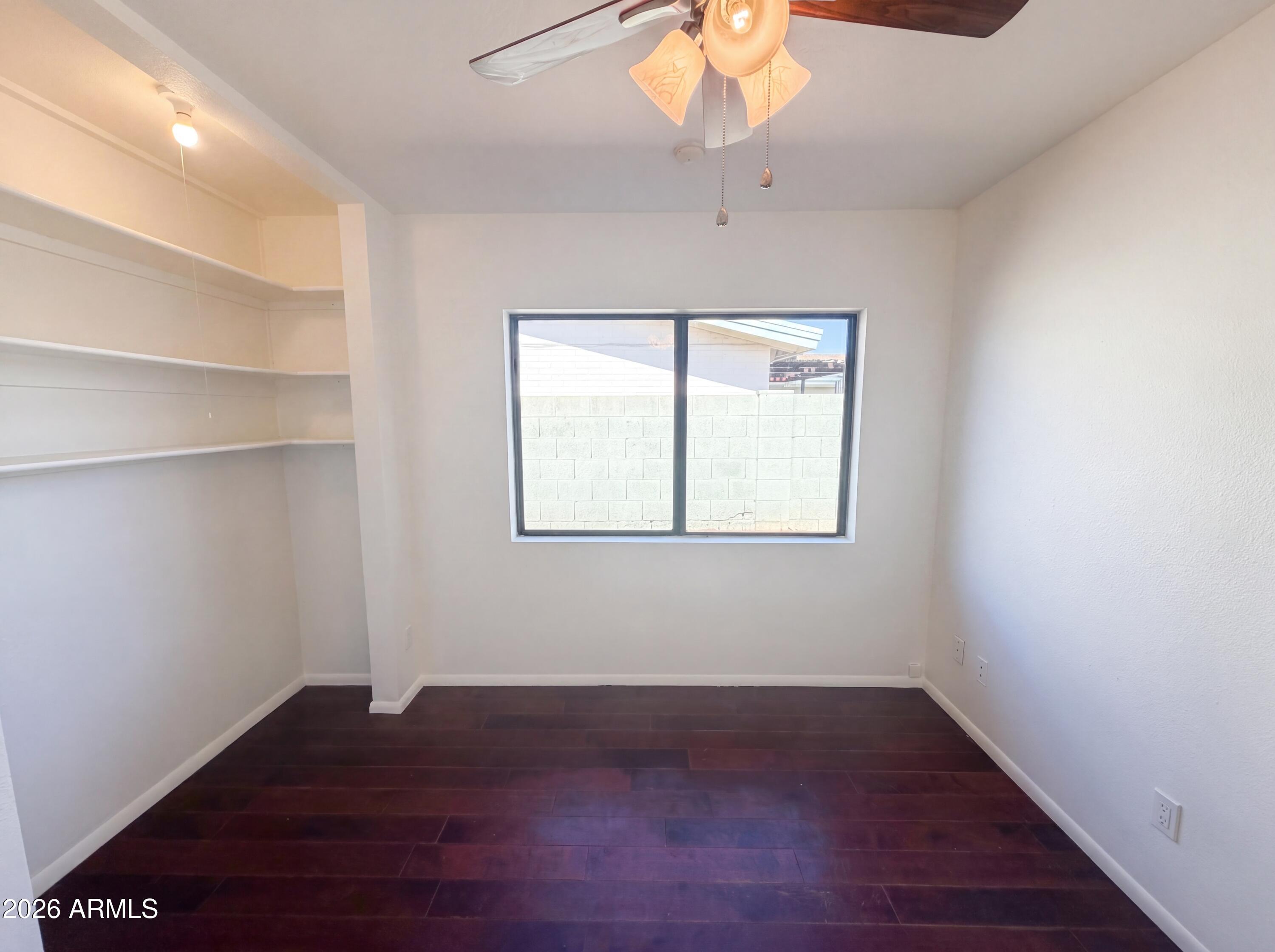 2326 W PARADISE Drive