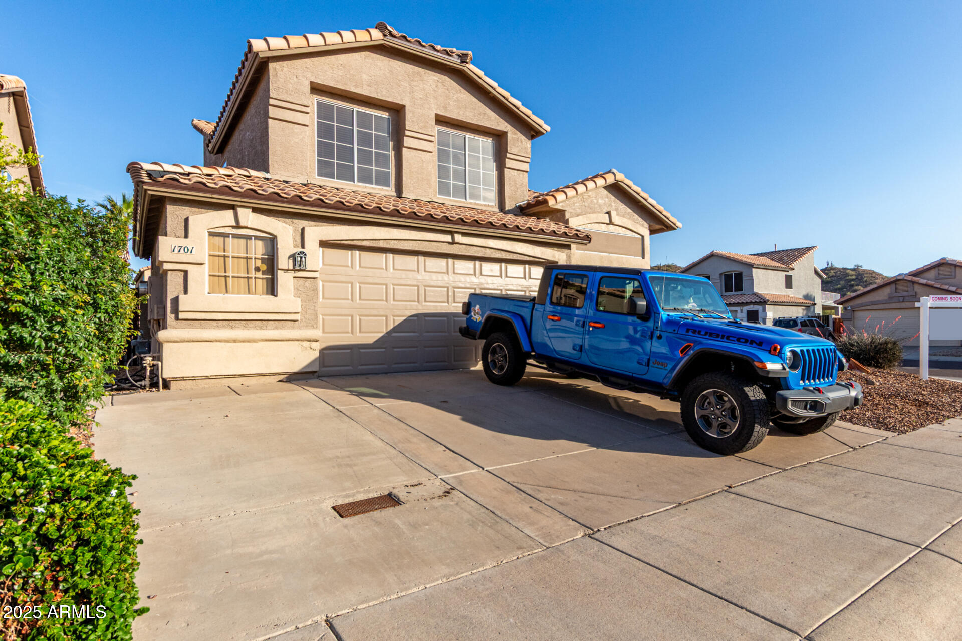 1701 E YUKON Drive