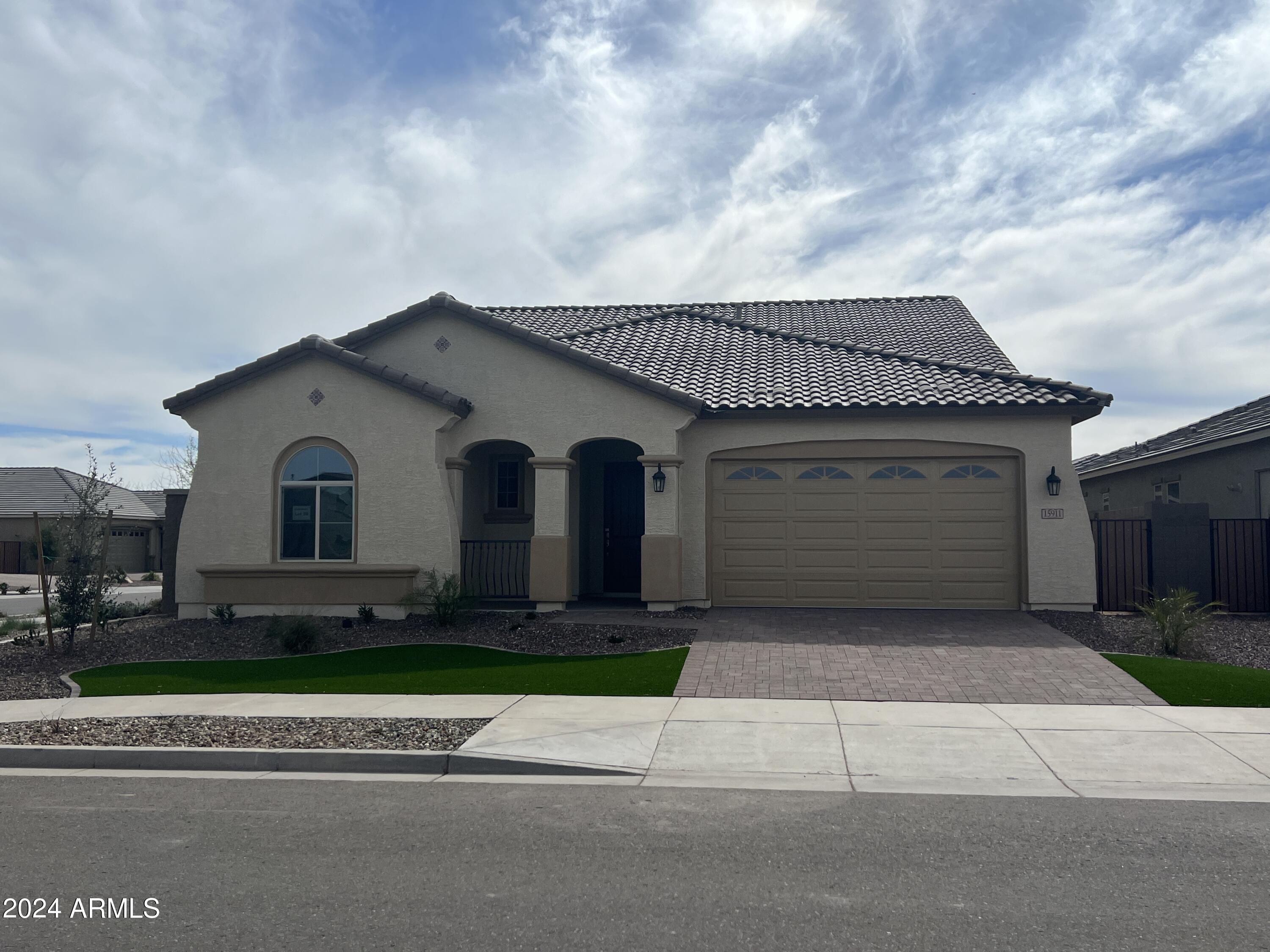 15911 W MONTANA DE ORO Drive