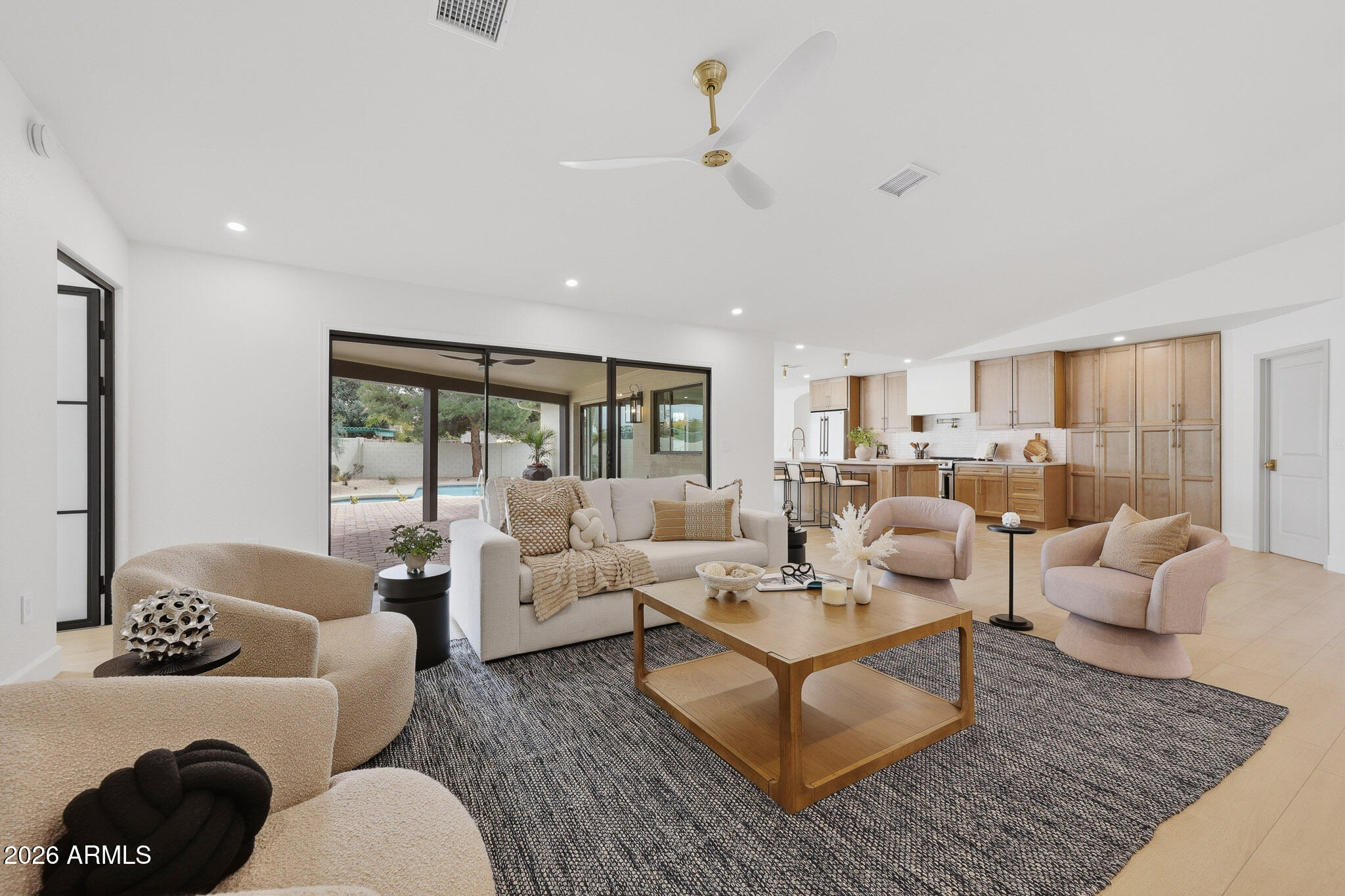 5819 E Redfield Road