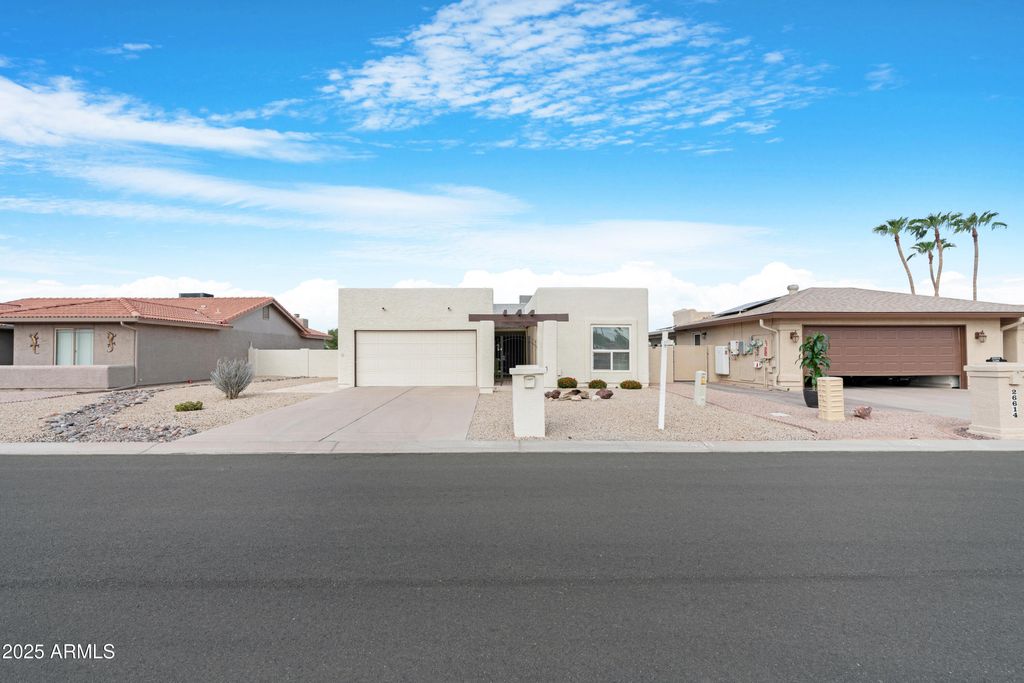 Photo of 26618 S Pinewood Drive, Sun Lakes, AZ 85248 (MLS # 6937334)