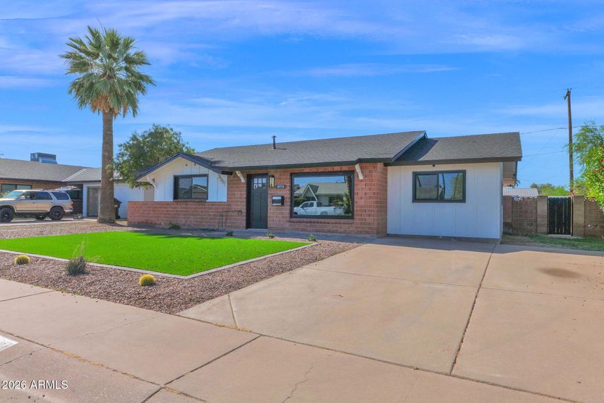 holy smokes! Check out the next big thing on the block! Beautifully renovated with all the modern finishes you are looking for in 2026! Natural wood paired with black and gold in kitchen and throughout the home makes this one drop dead gorgeous. Don't sleep on the waterfall counter and the bright open floorplan! Did you see the THREE bedrooms and THREE bathrooms?? That's right there's room for it ALL. With a generous primary suite that leads into a comfortable walk in closet and bathroom, you really are lounging in luxury! A perfectly landscaped front keeps your home welcoming to all and the backyard is the perfect setting to any dreams you have for the oasis- maybe even a pool! Make sure to eye each extra detail meticulously prepared for you. Welcome home! We can't wait for you to move in