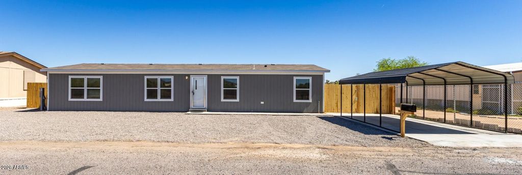 Photo of 10733 N Hillside Drive, Casa Grande, AZ 85122 (MLS # 7002501)