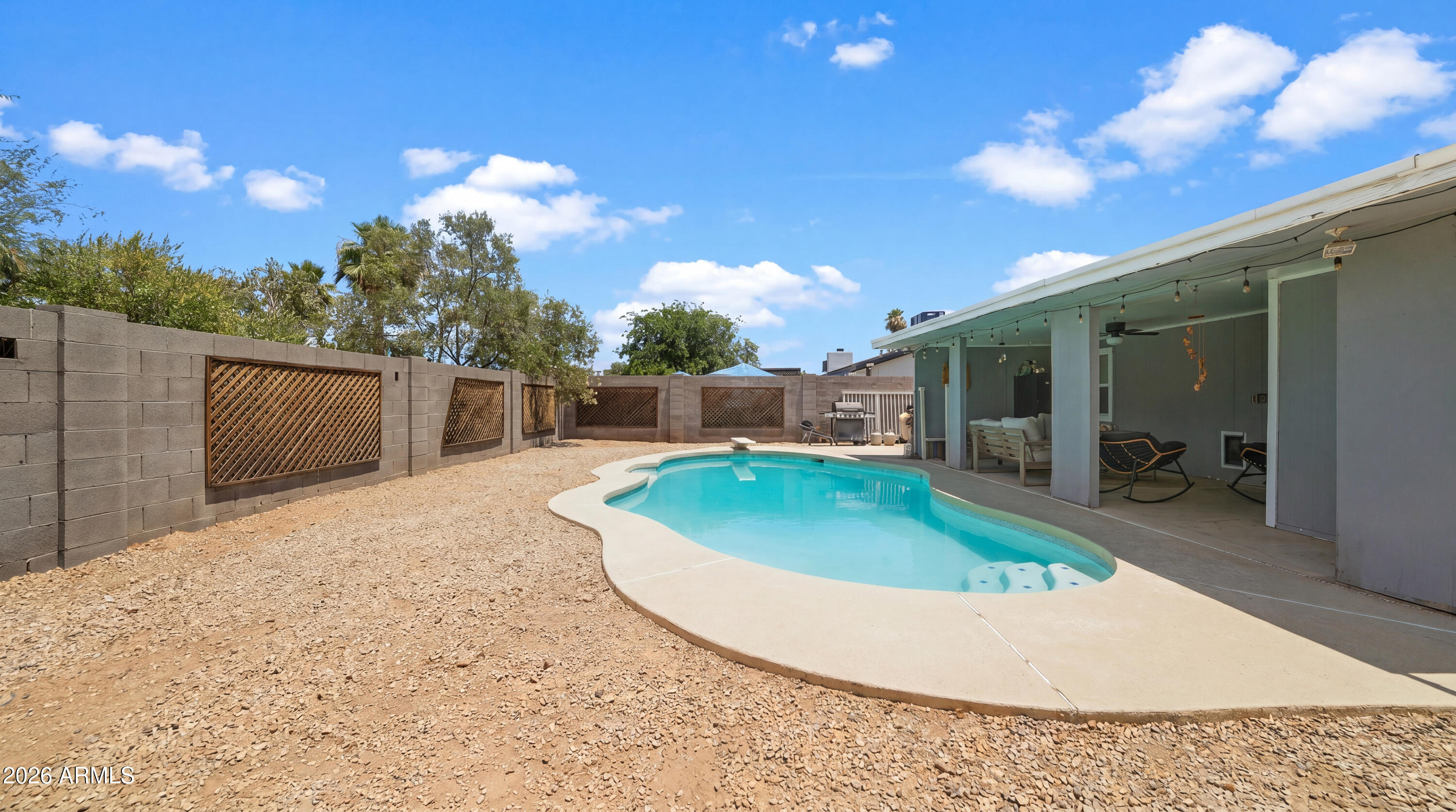 3624 E CAPTAIN DREYFUS Avenue