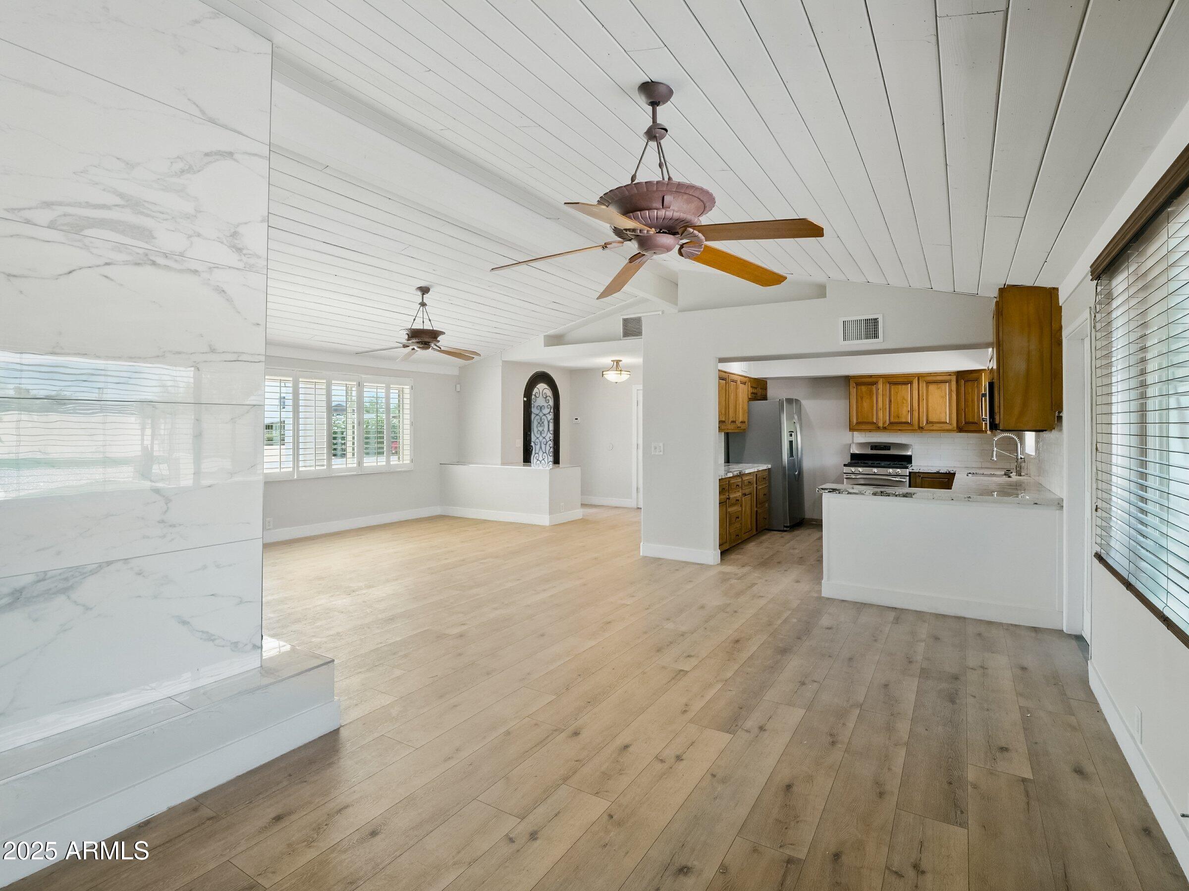 12210 N 67TH Street