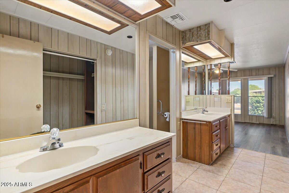 SUN LAKES UNIT 2 - Residential