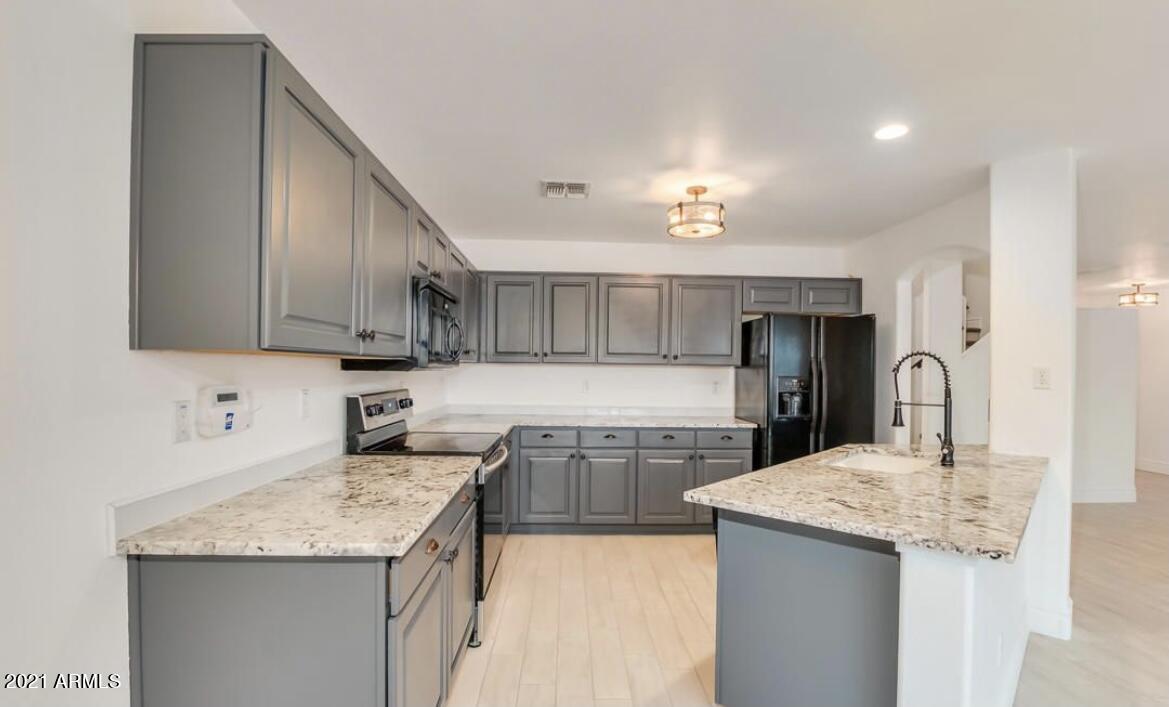 22281 W Morning Glory Street