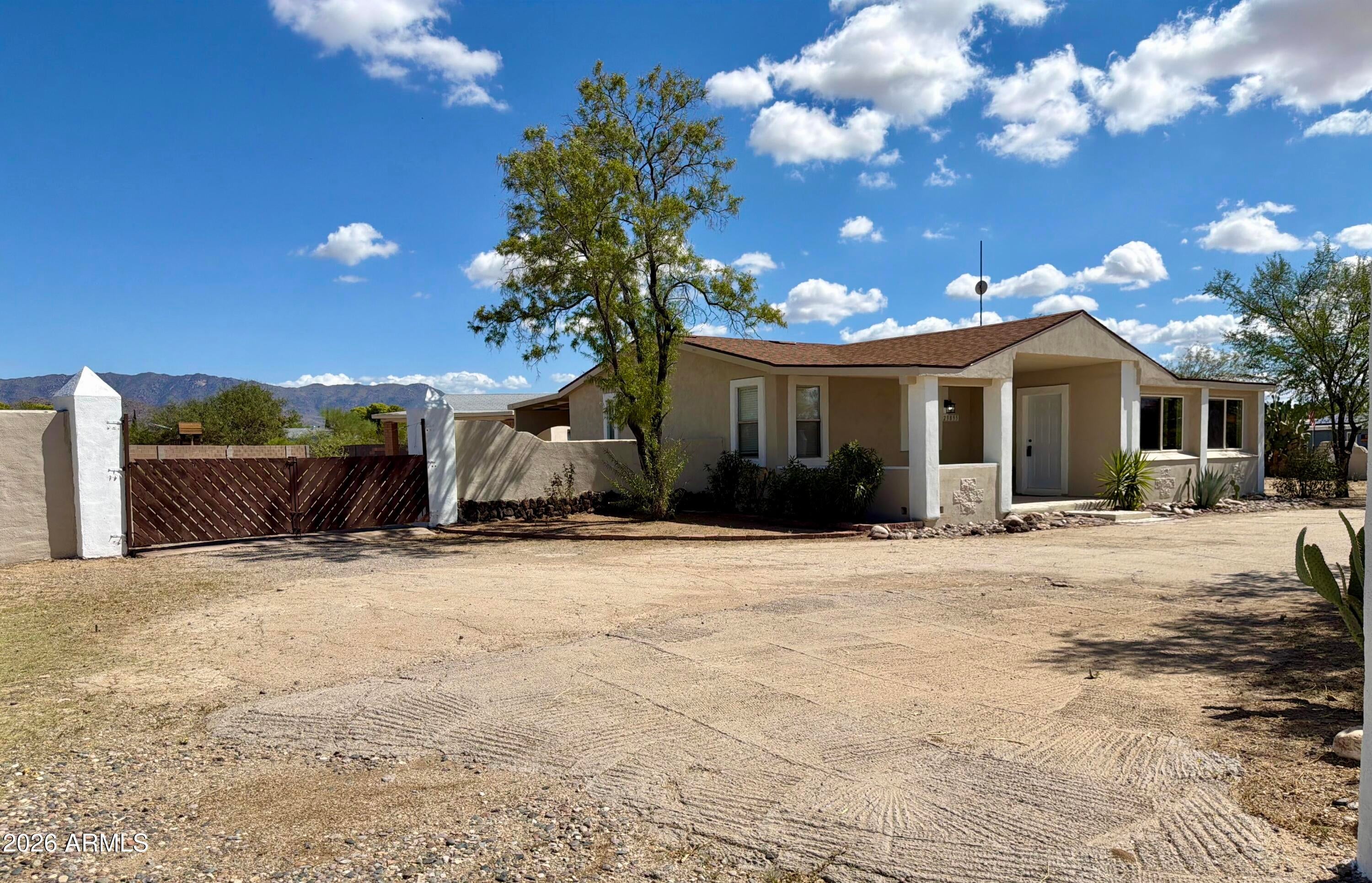 23895 W CANNON Drive