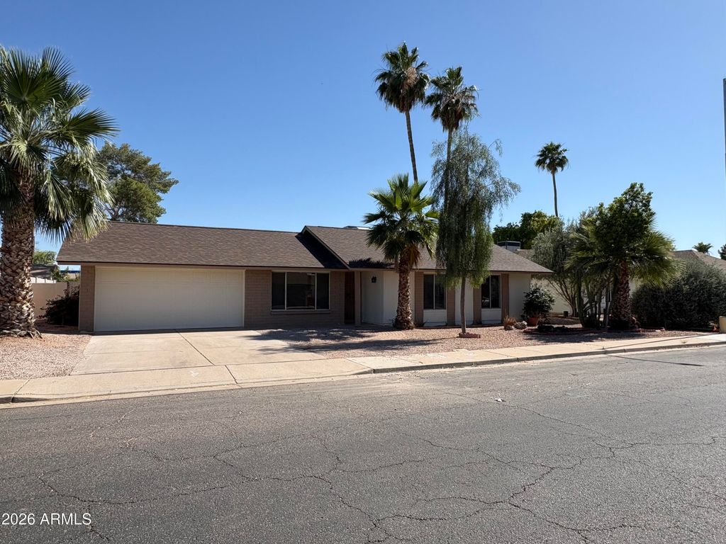 Photo of 1521 W Nopal Avenue, Mesa, AZ 85202 (MLS # 7029208)