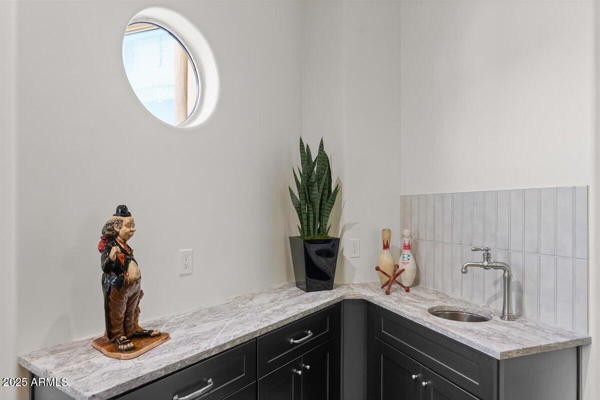 WEST LAKE ESTATES - Residential