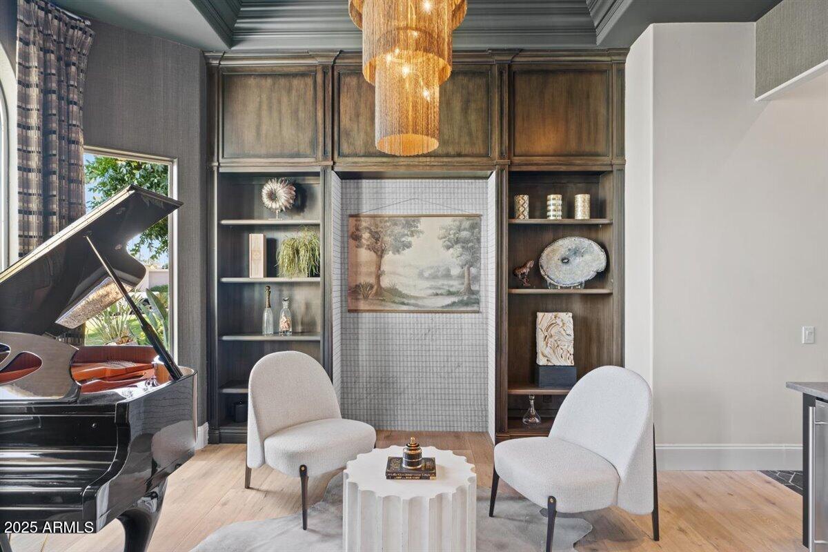 WEST LAKE ESTATES - Residential