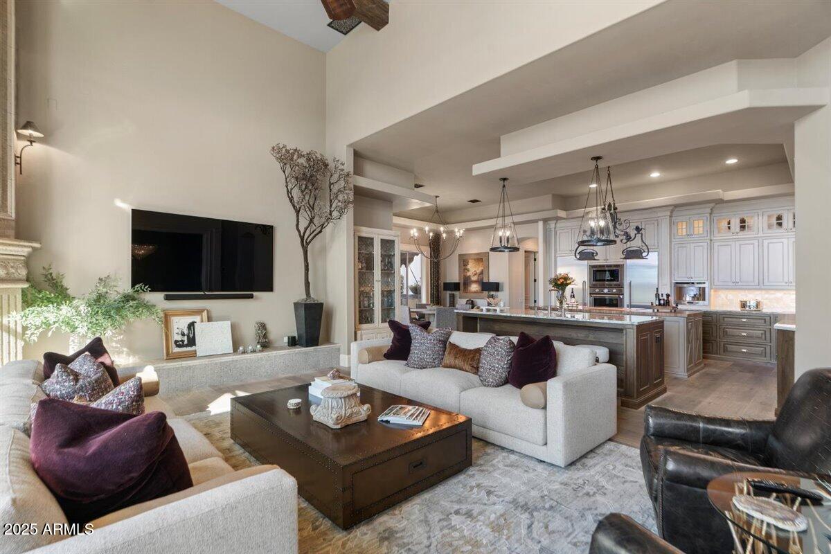 WEST LAKE ESTATES - Residential