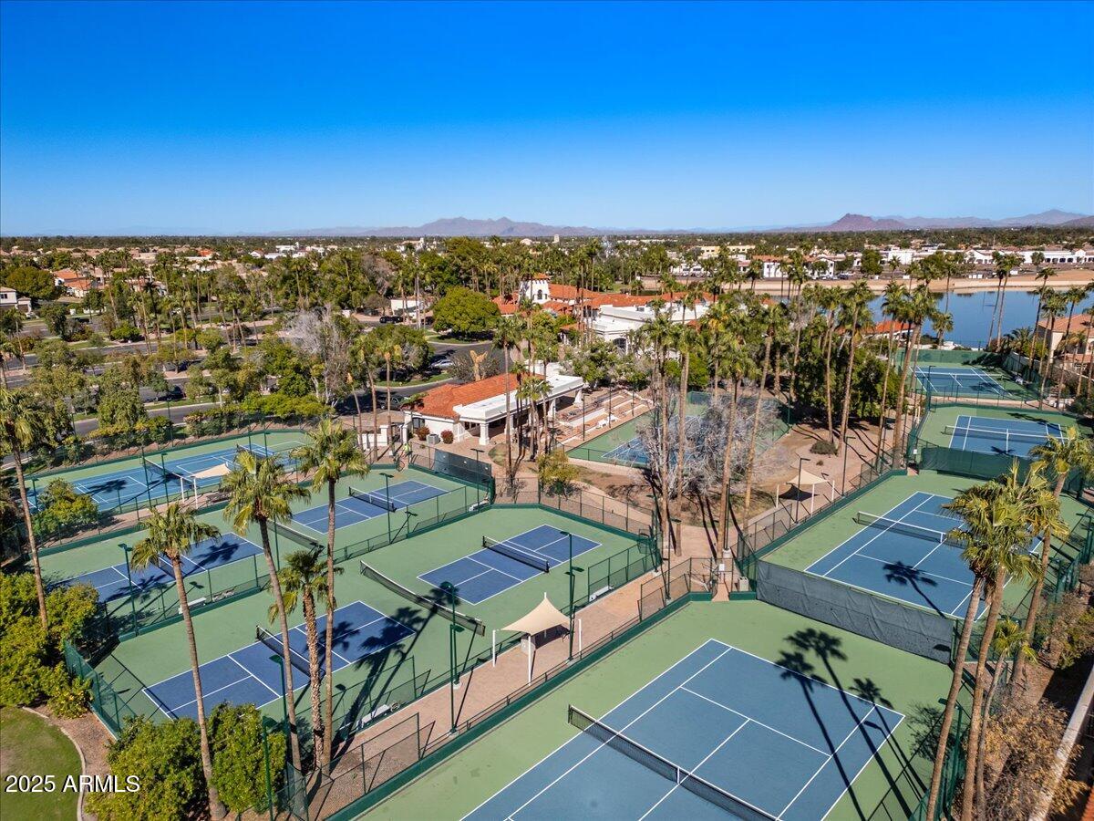 WEST LAKE ESTATES - Residential
