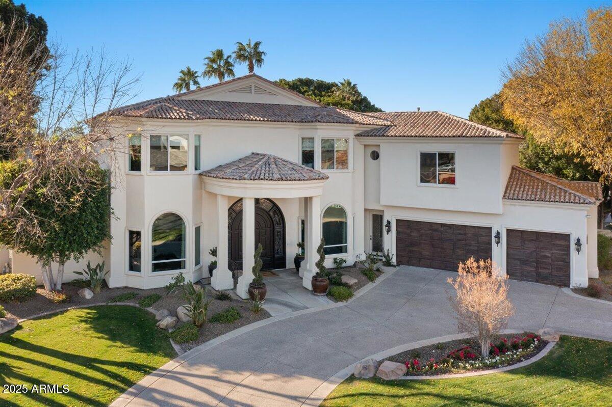 1519 E TREASURE COVE Drive