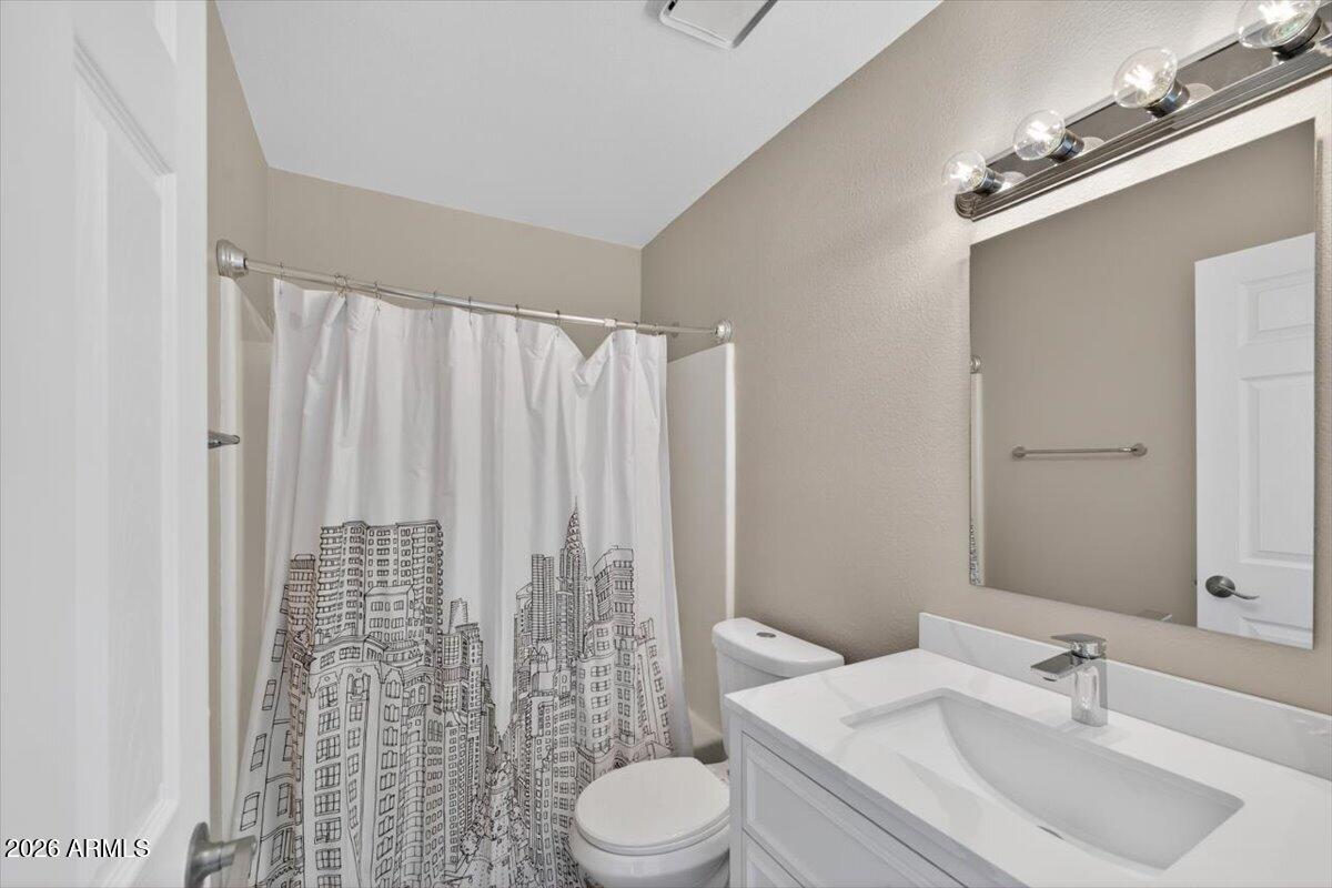 MISTWOOD CONDOMINIUMS - Residential