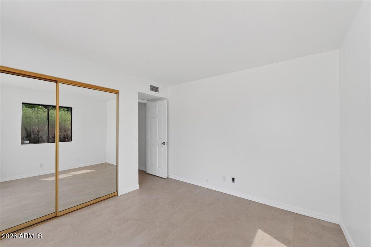 MISTWOOD CONDOMINIUMS - Residential