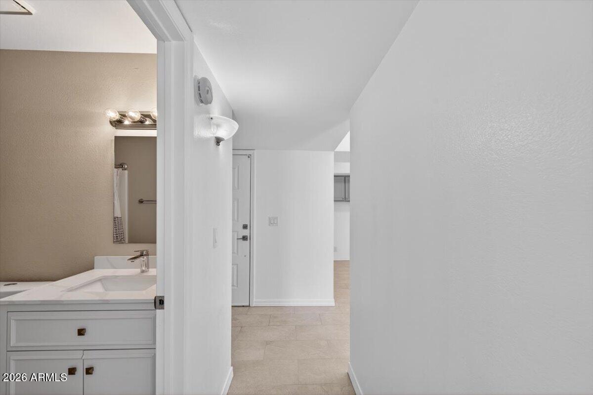 MISTWOOD CONDOMINIUMS - Residential