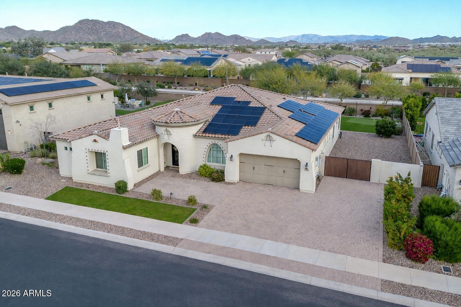 7626 W MONTE LINDO --