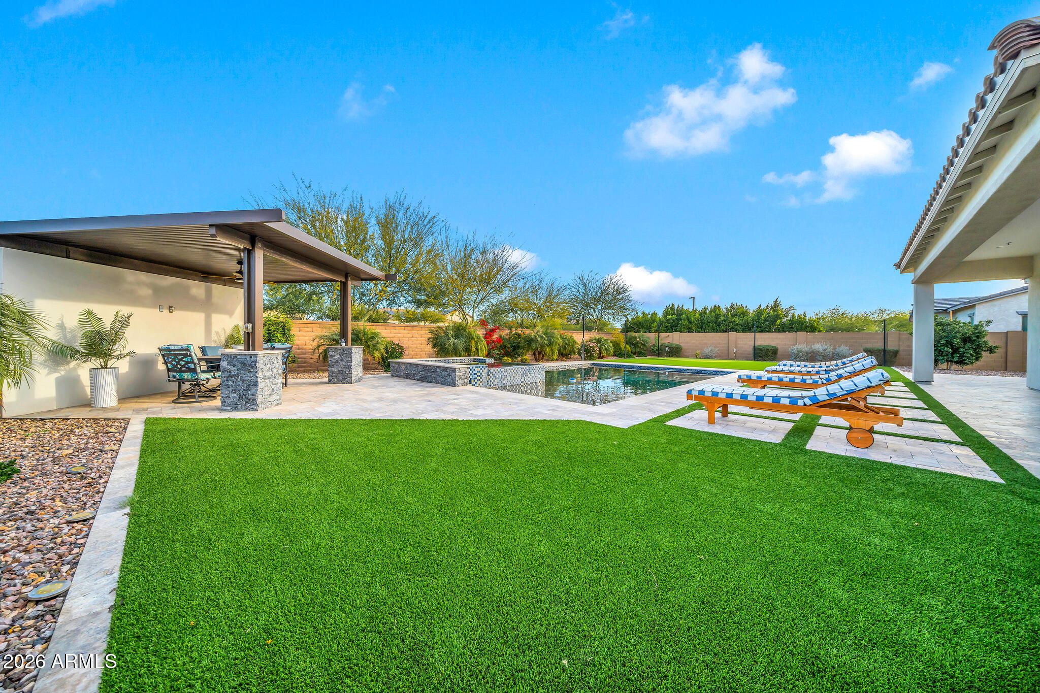 7626 W MONTE LINDO --