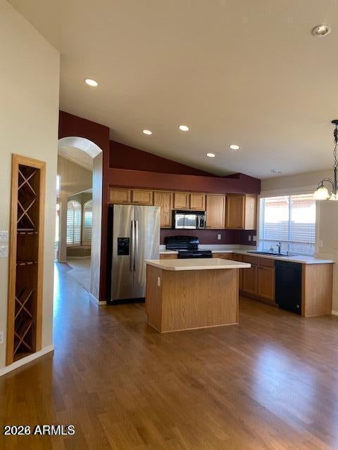 1091 W Jeanine Drive