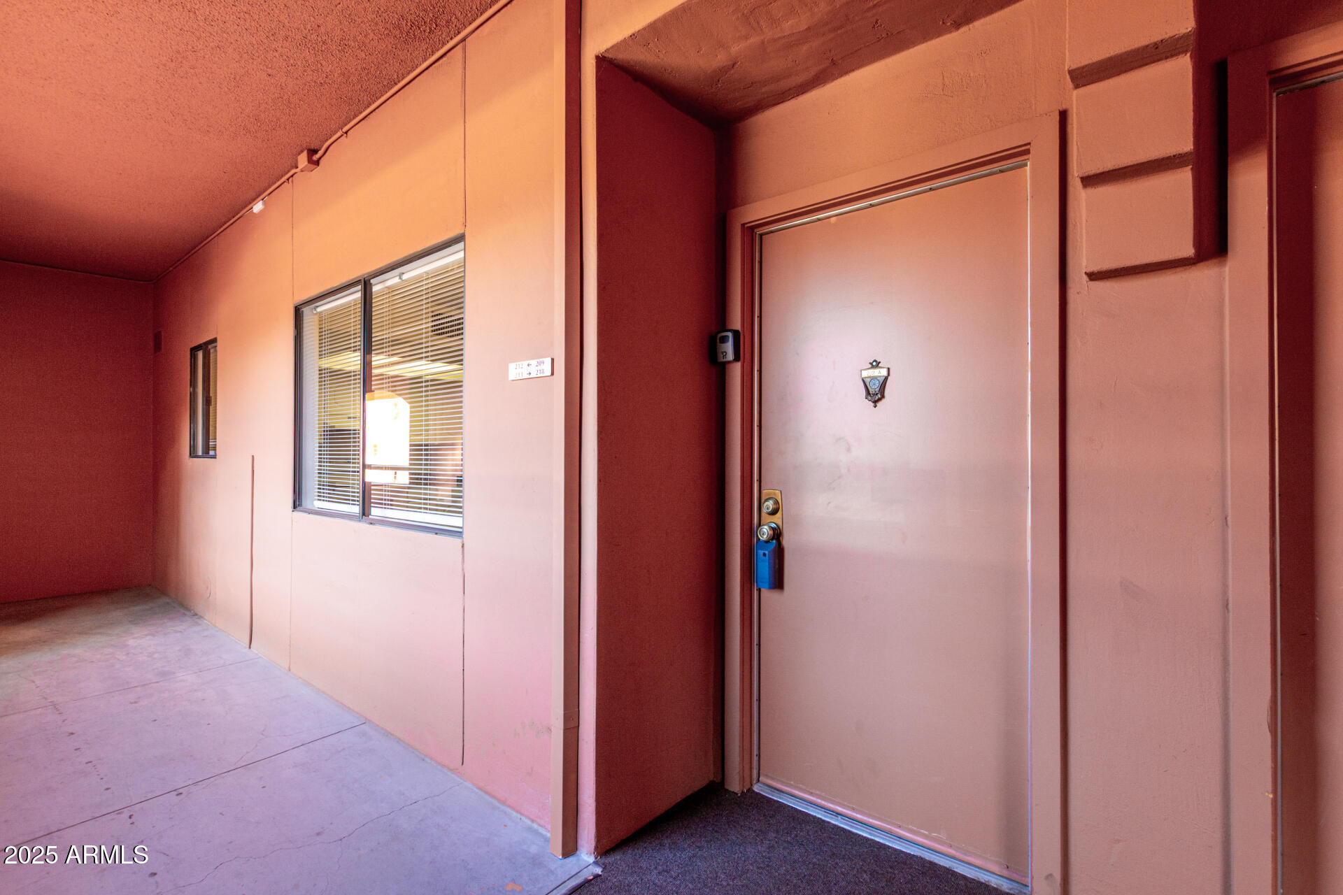 12222 N PARADISE VILLAGE Parkway S 212