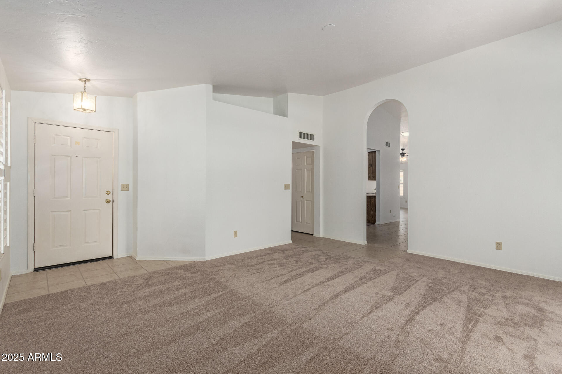 6420 W BEVERLY Lane