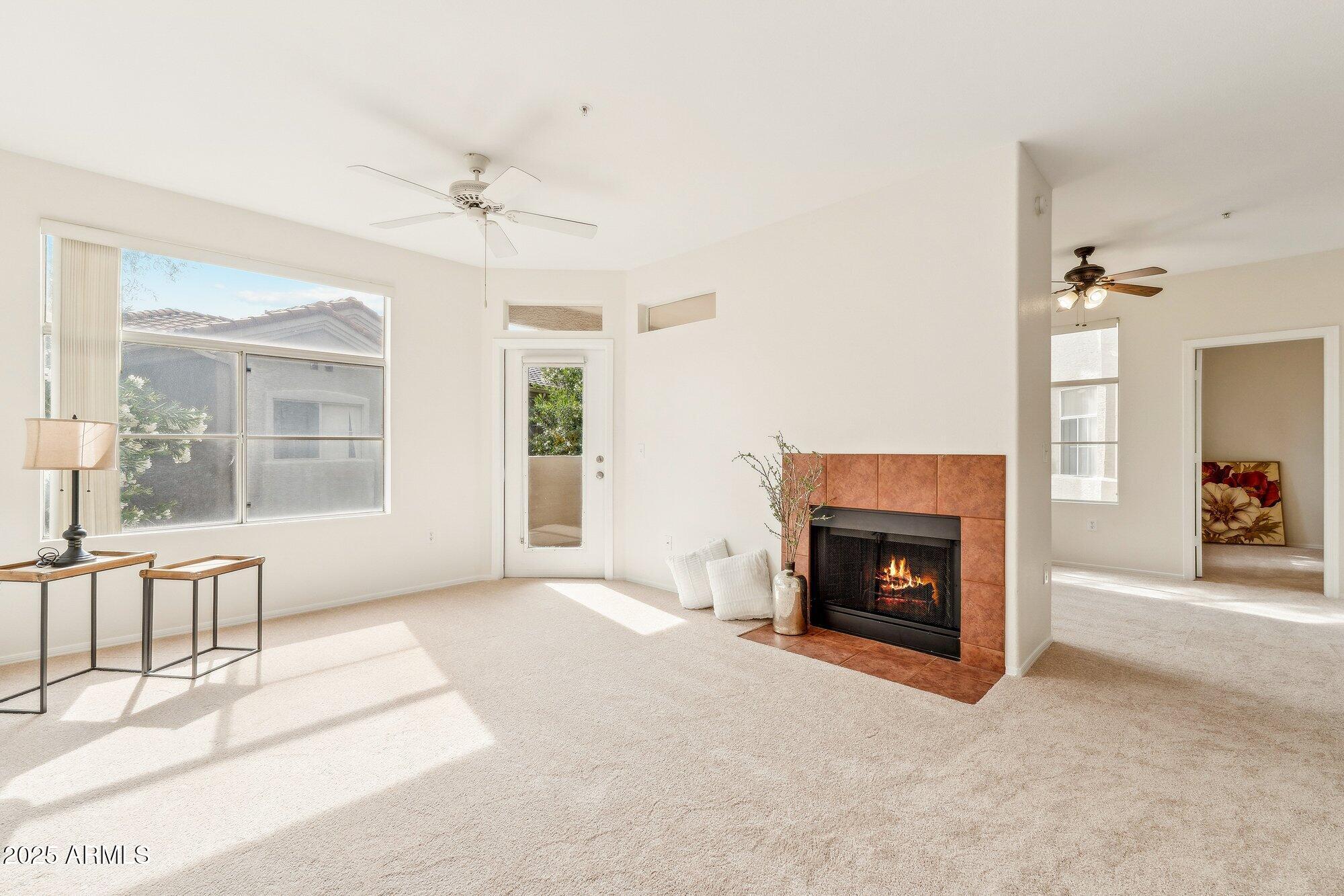 3830 E LAKEWOOD Parkway 2162