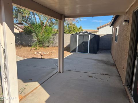 A home in El Mirage