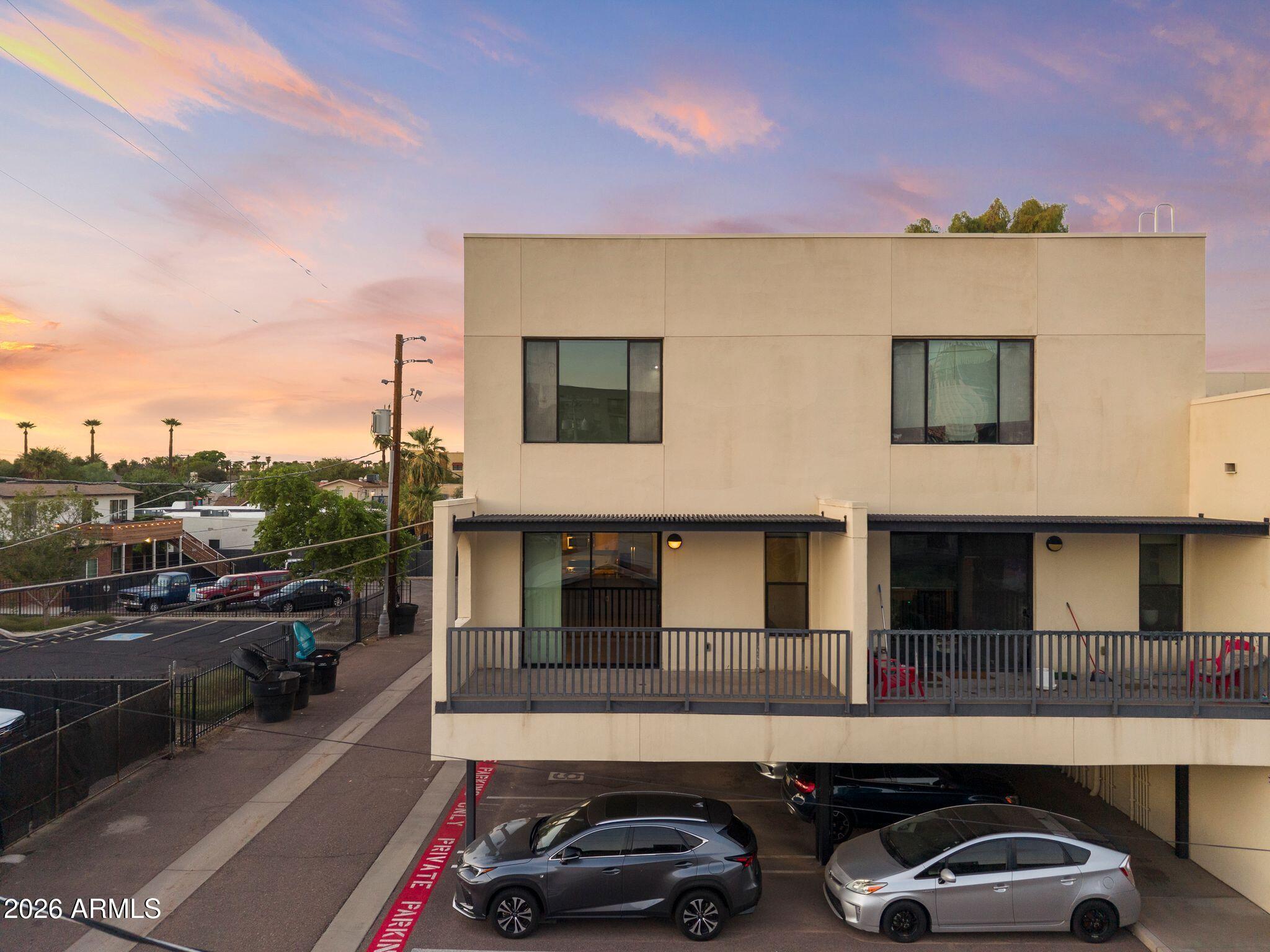 620 N 4TH Avenue 7