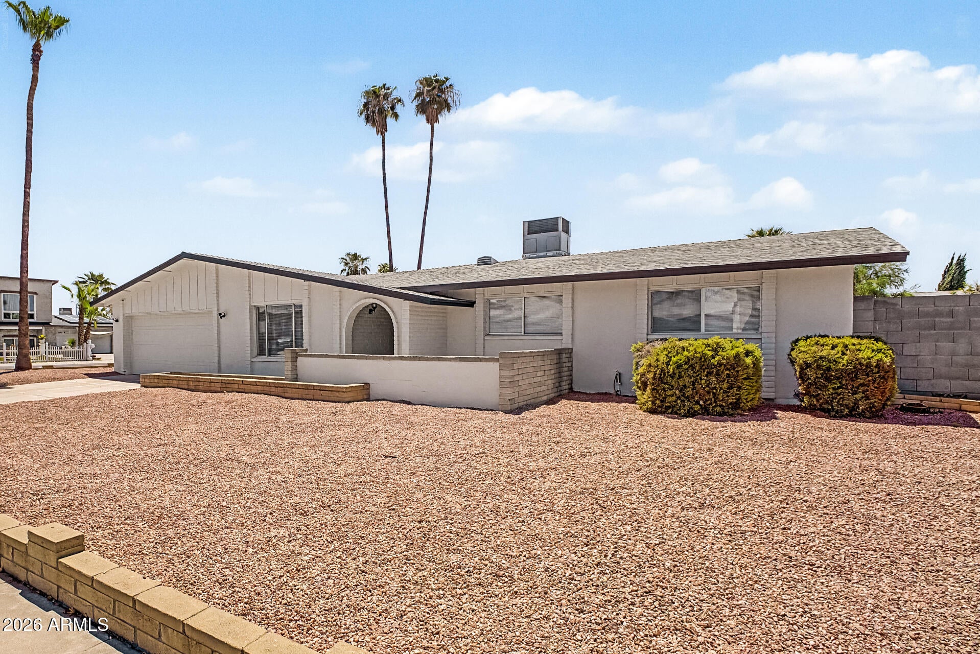 4519 W Paradise Drive