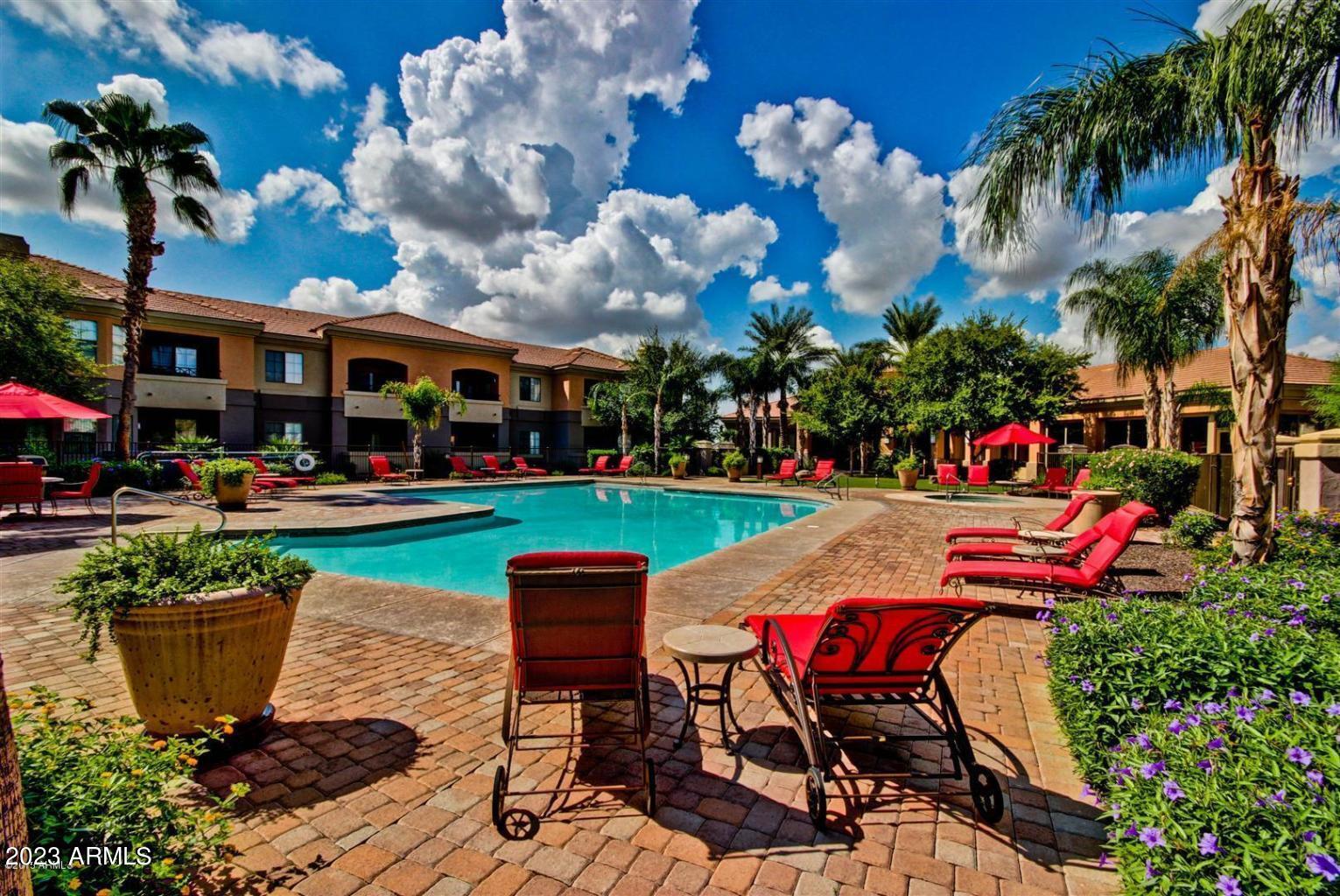 1941 S Pierpont -- 2086