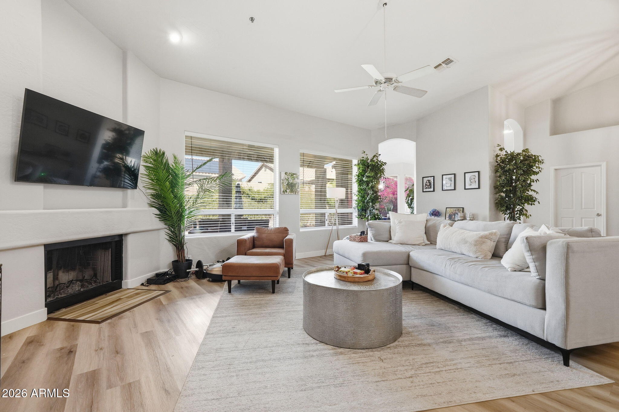 9522 E NITTANY Drive