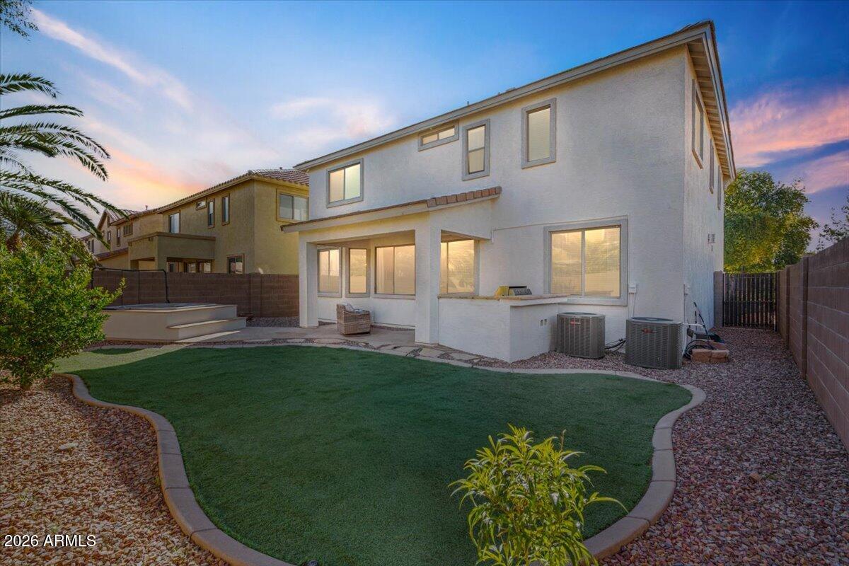 3622 E BRIDGEPORT Parkway