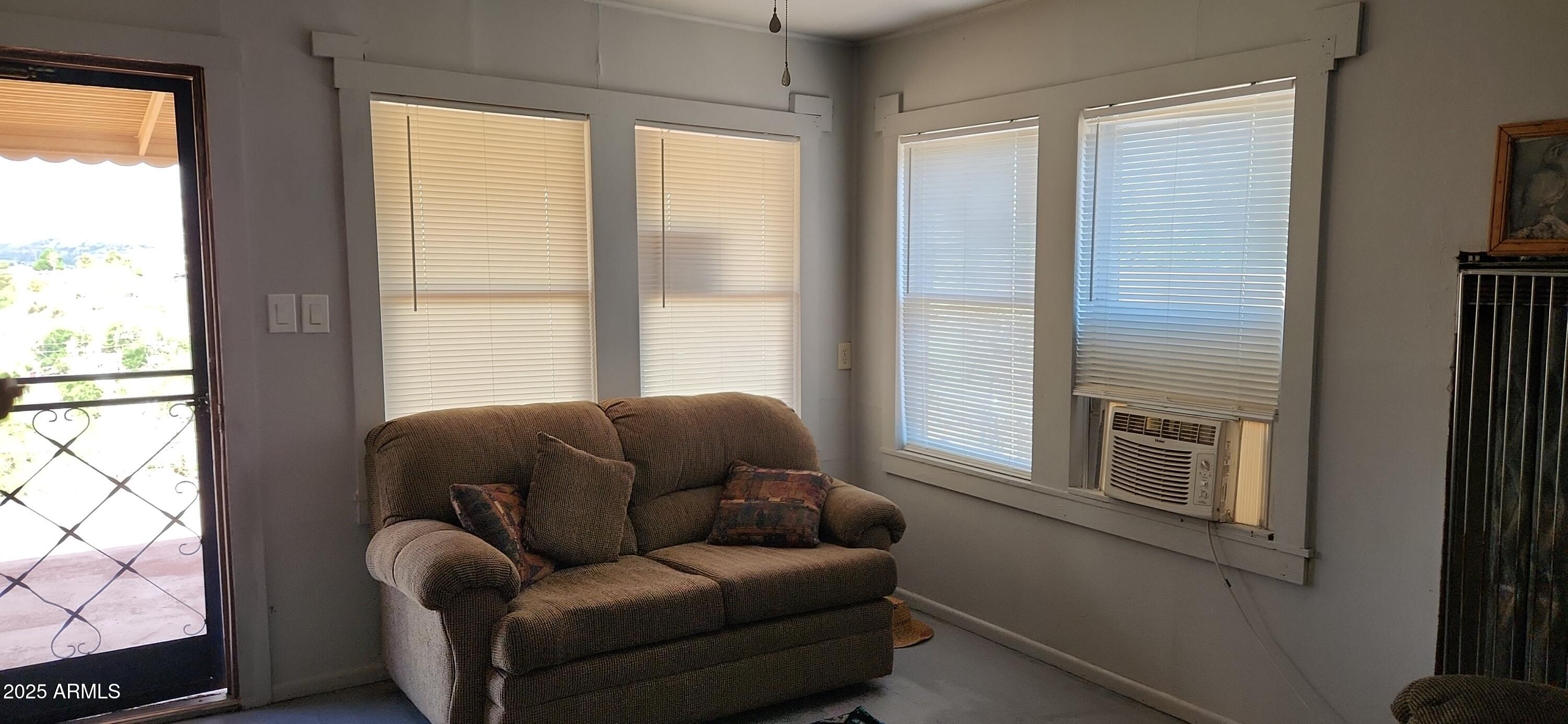 Homes 3 5675 S MOUNTAIN View