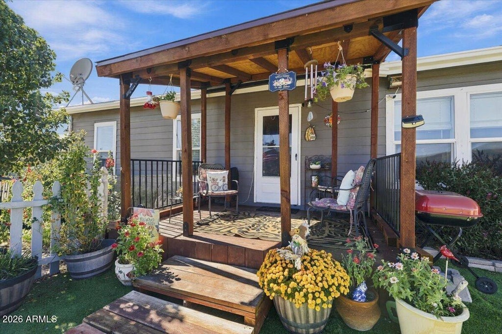 Photo of 2330 S Aubrey Avenue, Humboldt, AZ 86329 (MLS # 7095273)