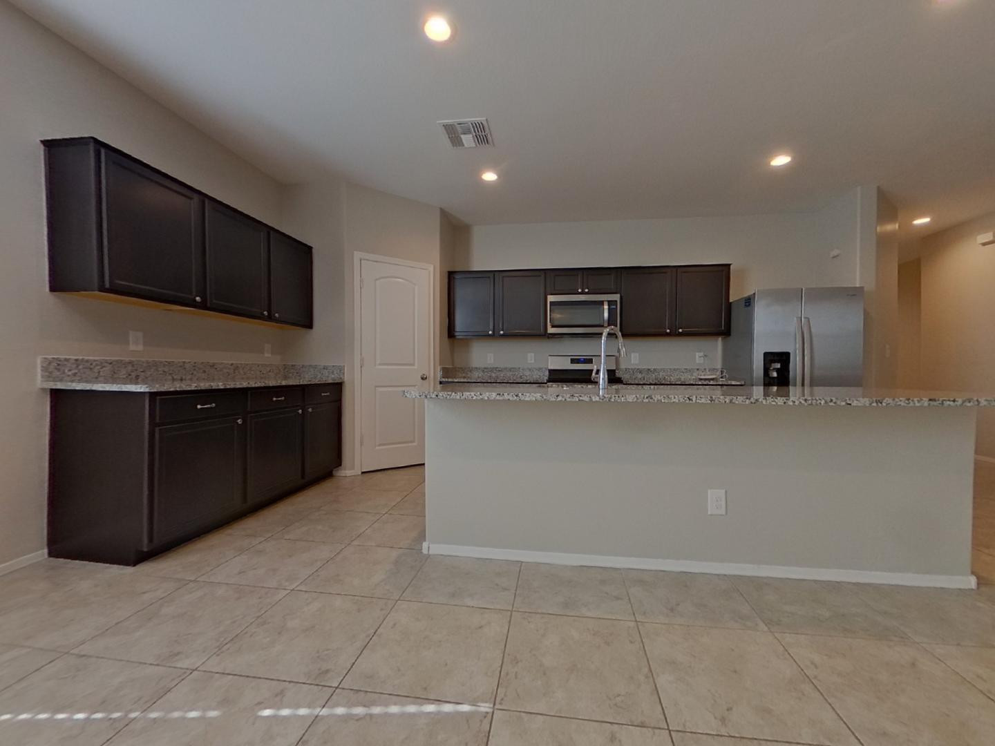 31026 W Earll Drive