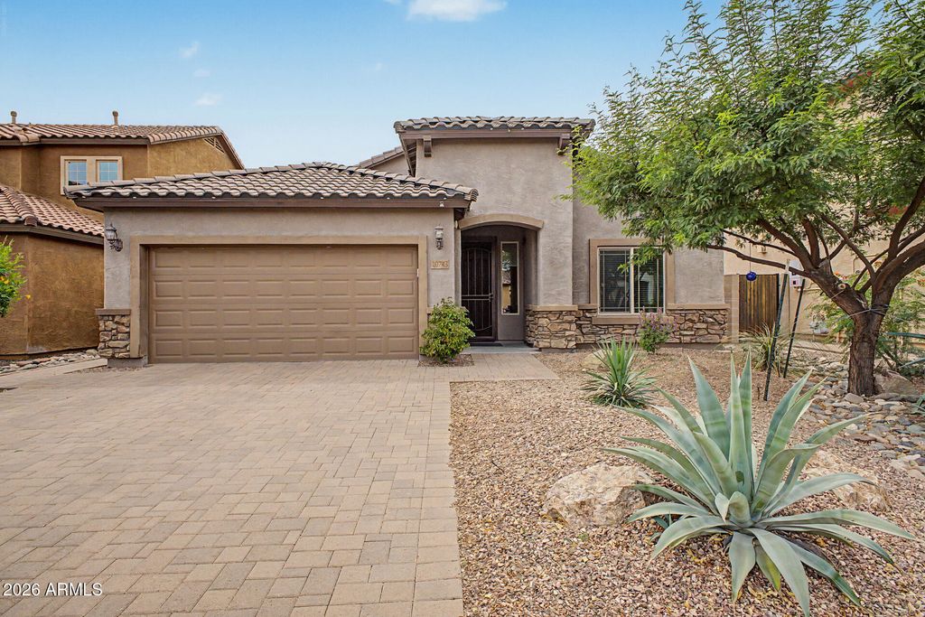 Photo of 10743 W Lariat Lane, Peoria, AZ 85383 (MLS # 7015929)