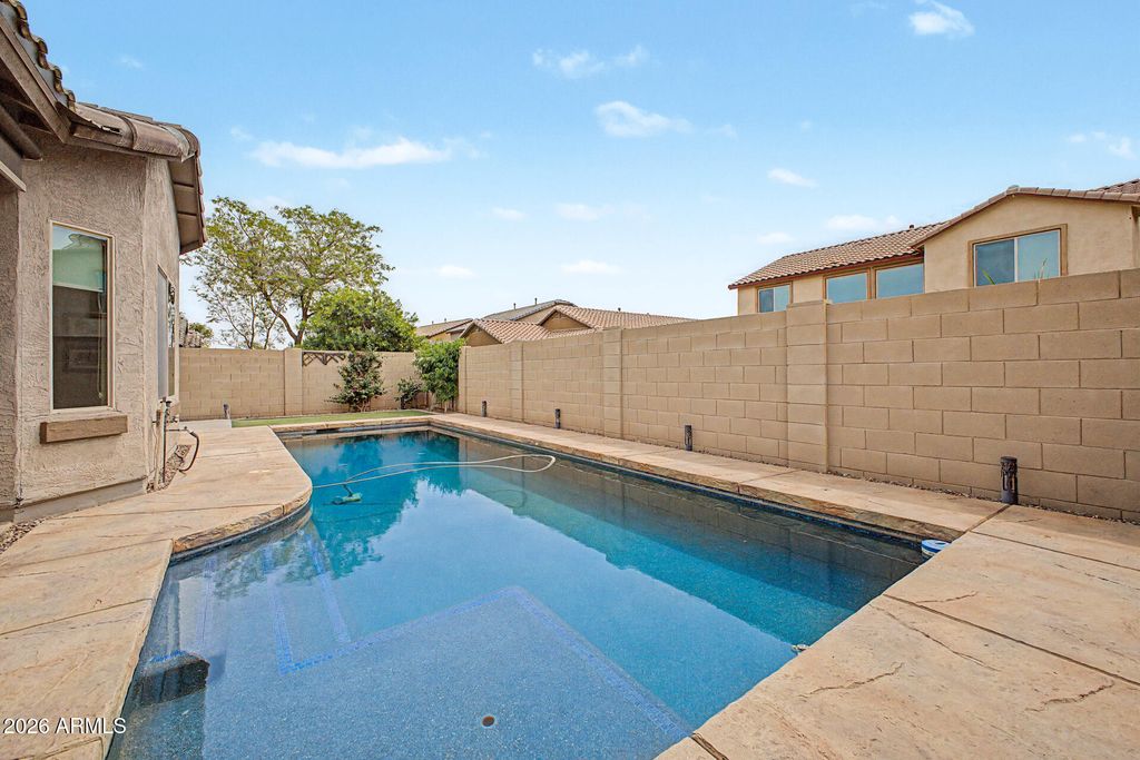 Photo of 10743 W Lariat Lane, Peoria, AZ 85383 (MLS # 7015929)