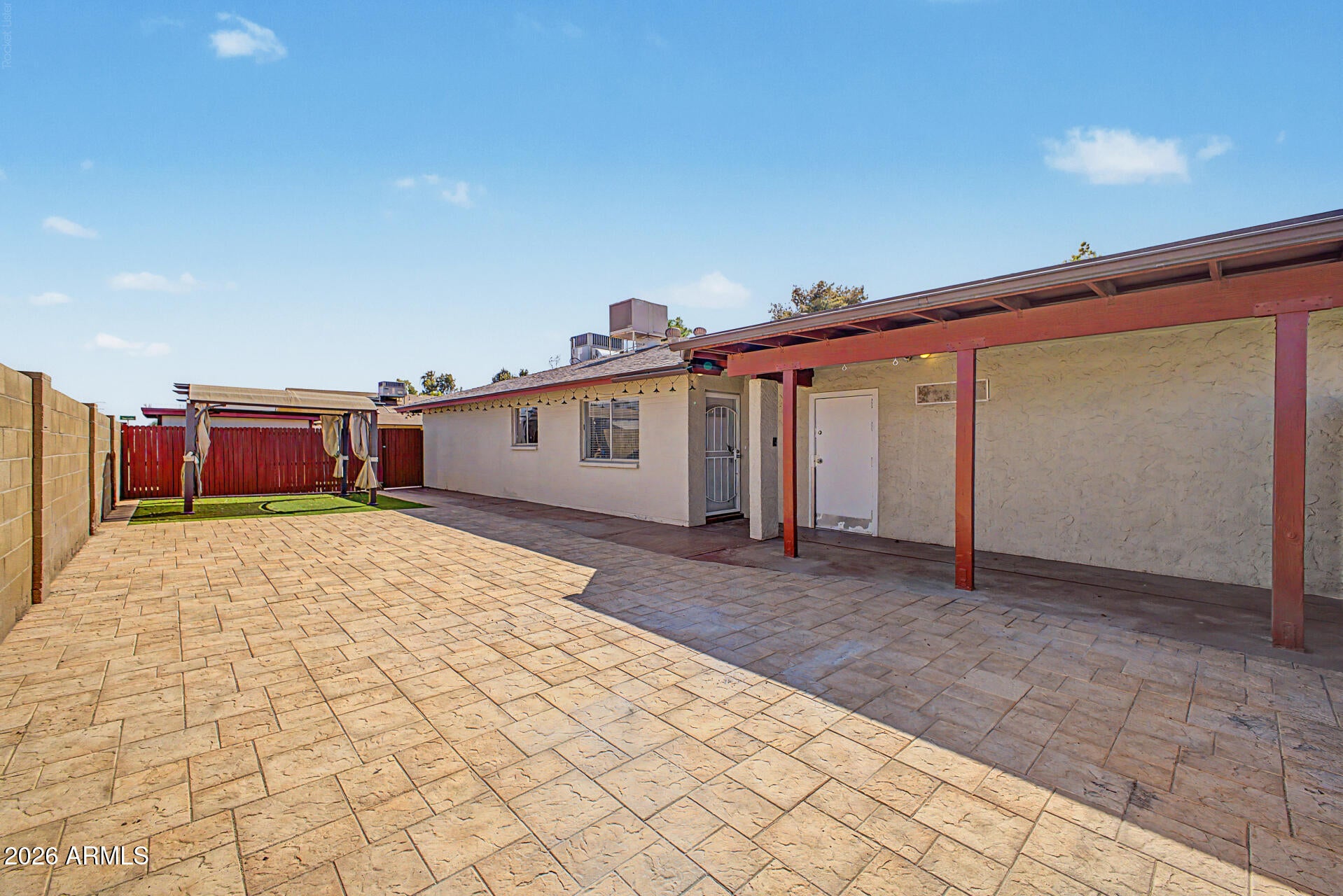 1965 E INVERNESS Circle
