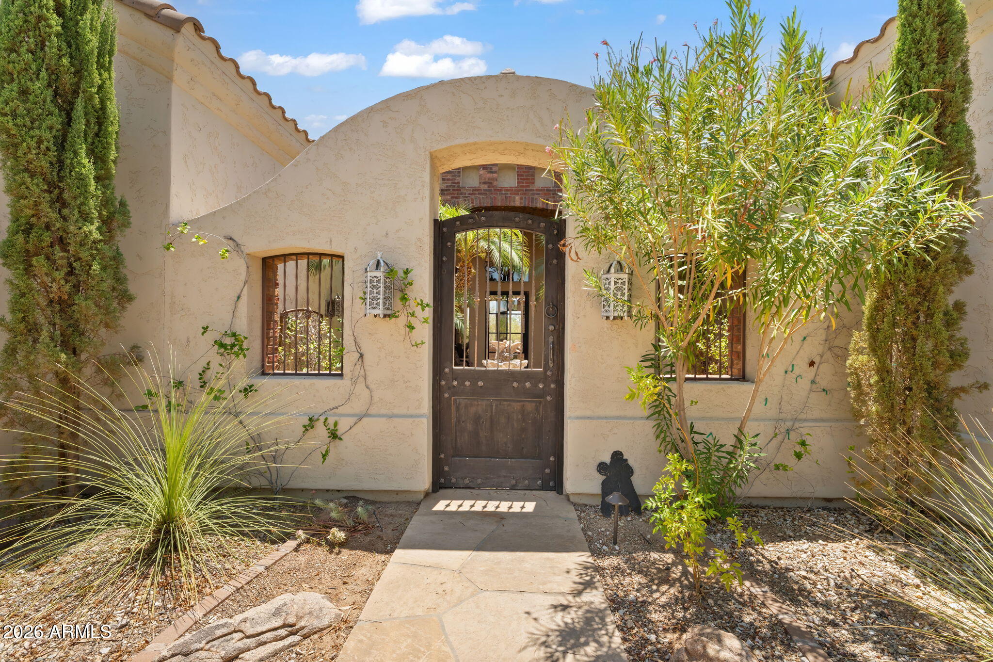 7999 E LA JUNTA Road