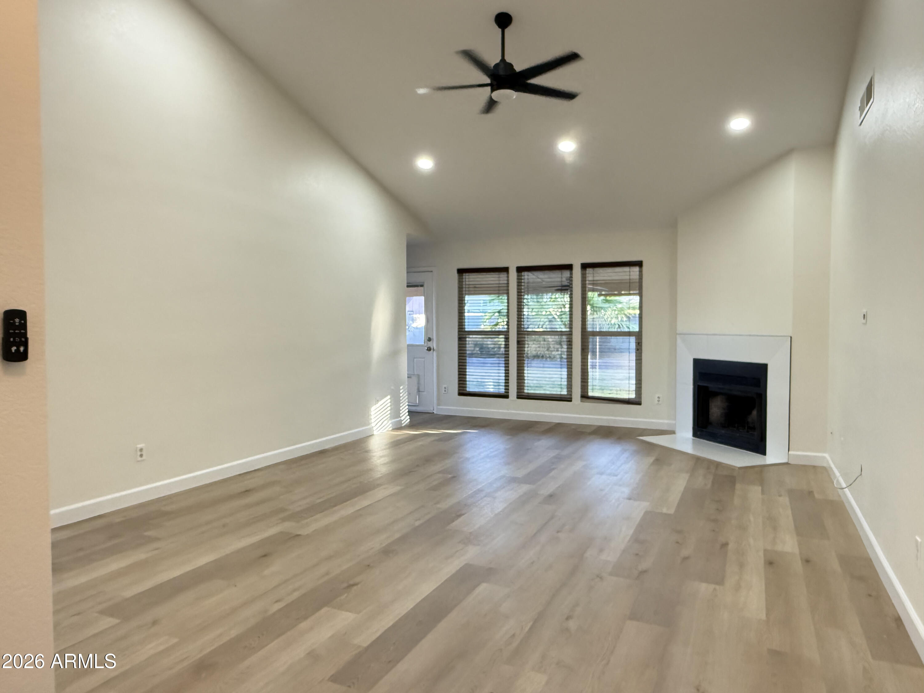 3644 W DEL RIO Street