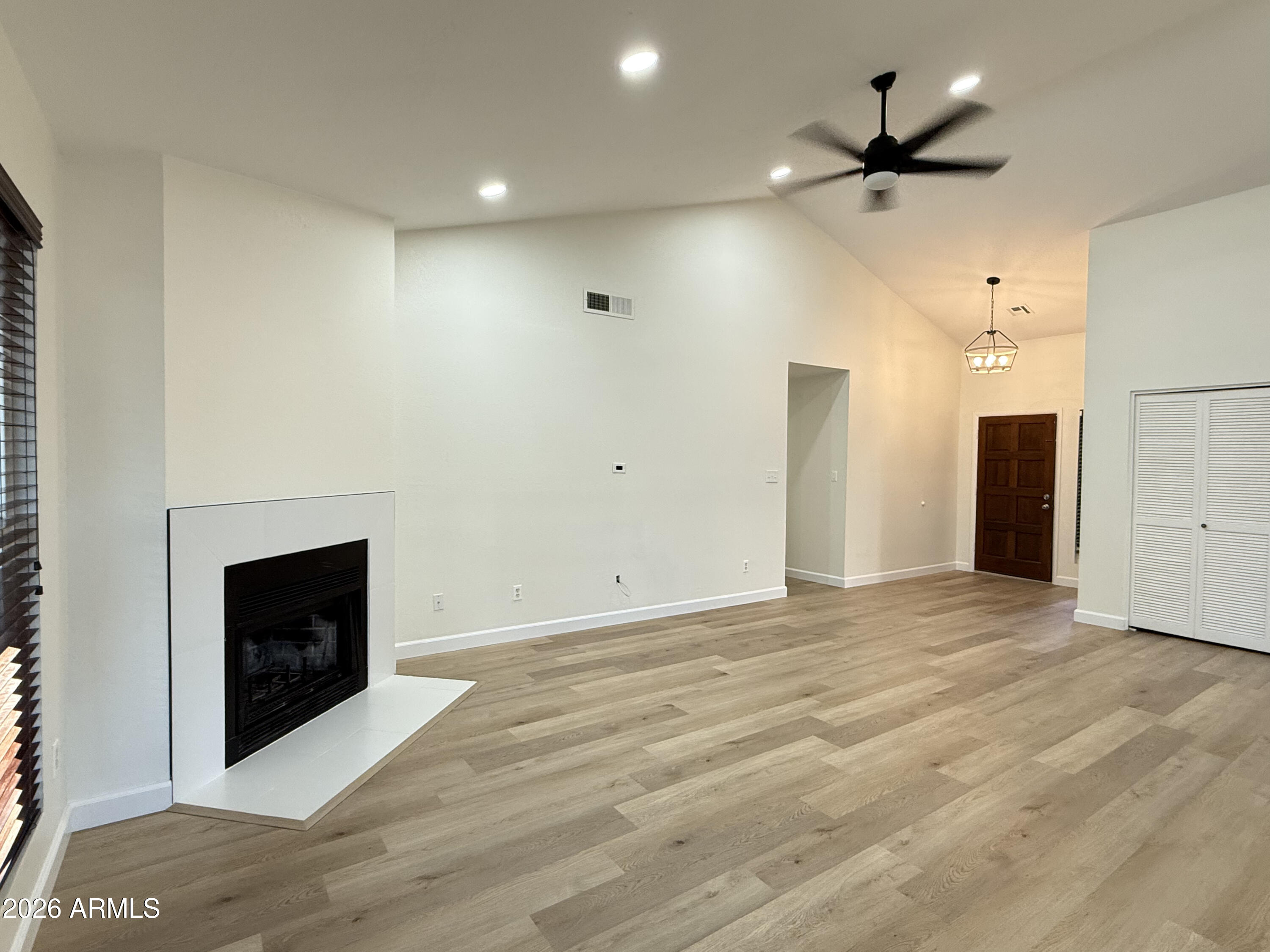 3644 W DEL RIO Street